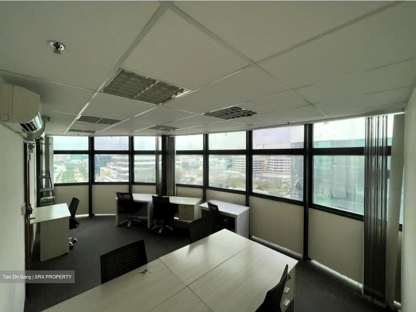 Oxley Bizhub (D14), Factory #459219701